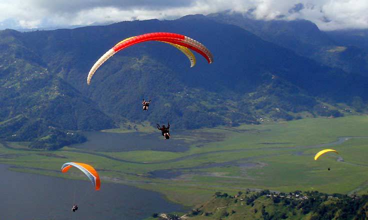 Paragliding in Pokhara Paragliding in Pokhara